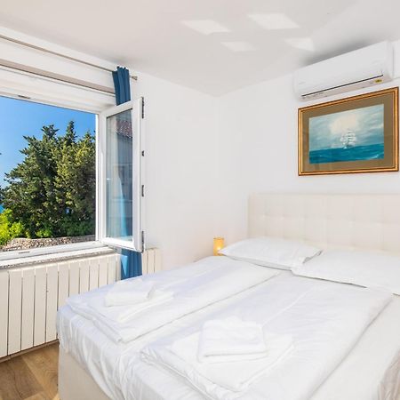 Apartments Soul Krk Town Exterior photo