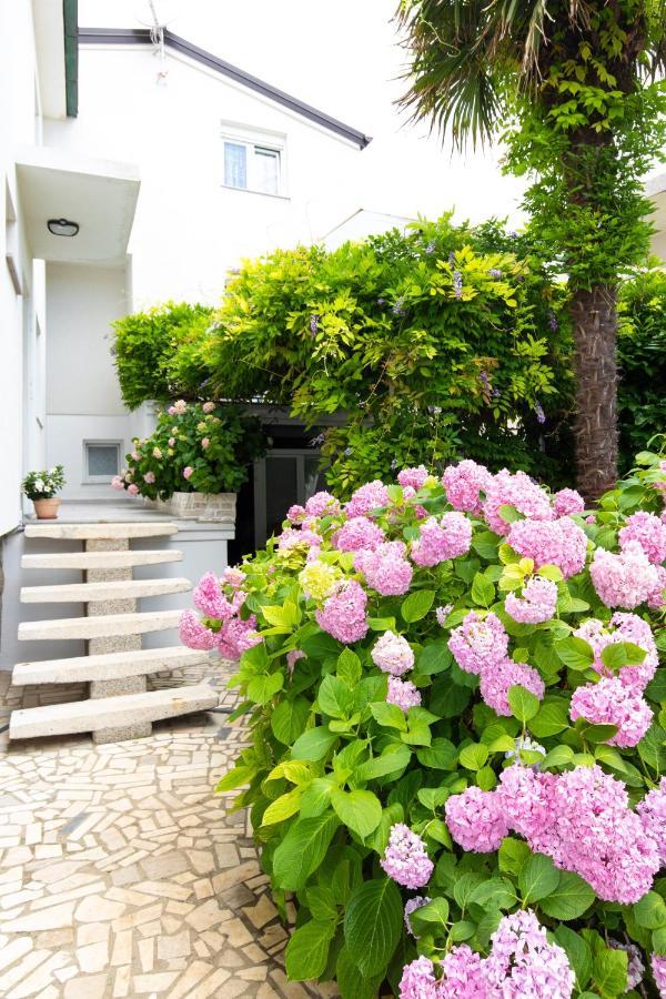 Apartments Soul Krk Town Exterior photo